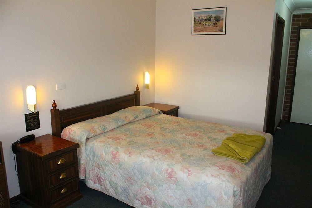 Bushman'S Motor Inn Lithgow Esterno foto